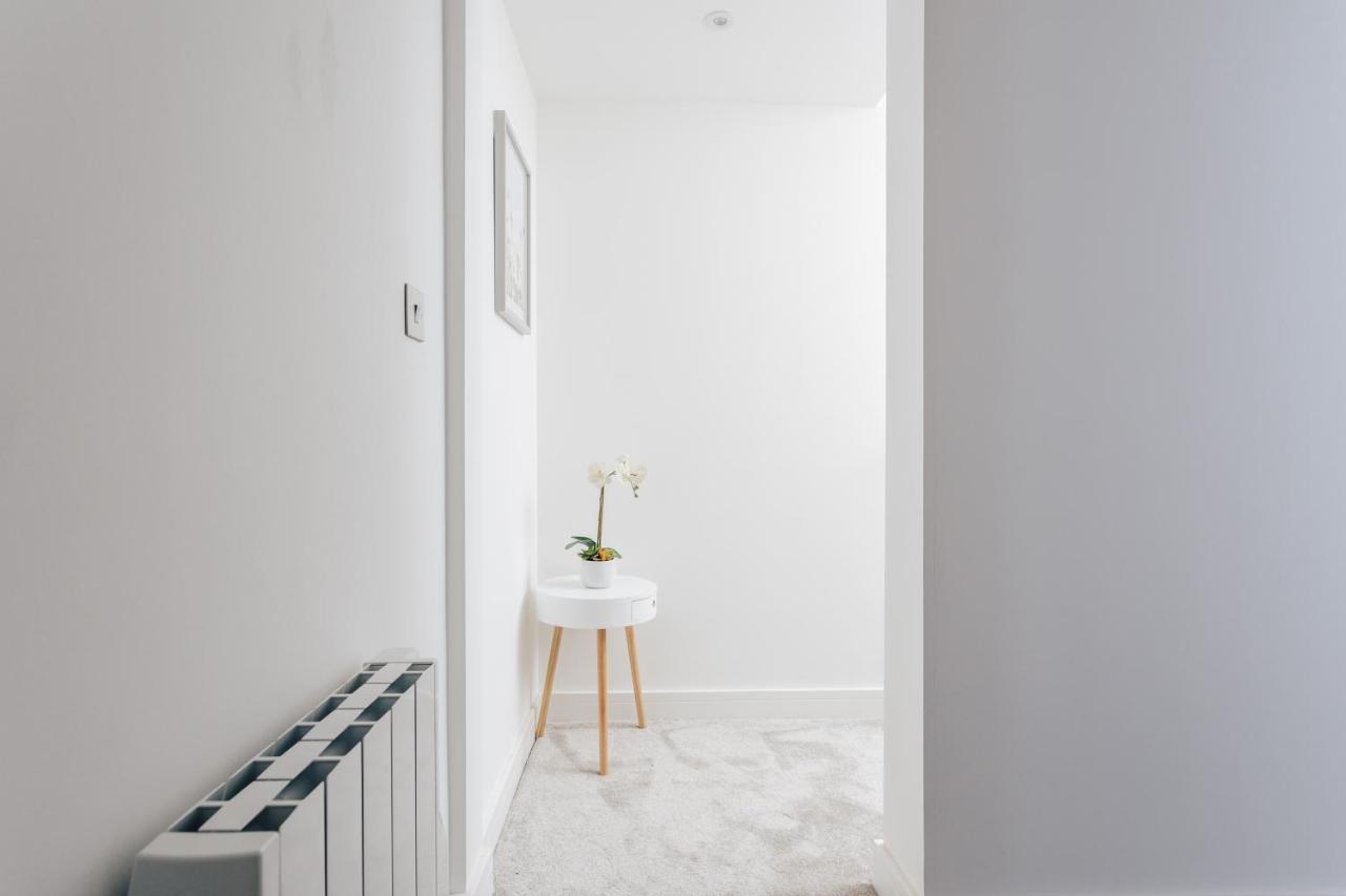 Contemporary Two Bedroom Duplex - Secluded Residence With Parking In A Prime Central Location Bournemouth Kültér fotó