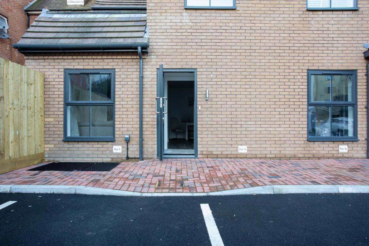 Contemporary Two Bedroom Duplex - Secluded Residence With Parking In A Prime Central Location Bournemouth Kültér fotó
